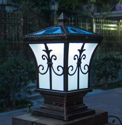 幸福路街道柱头灯