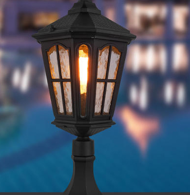 幸福路街道柱头灯