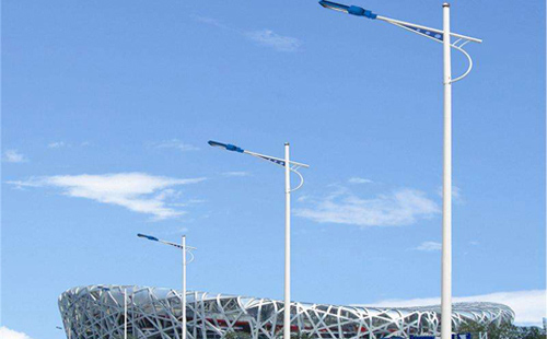 幸福路街道LED路灯怎么选？众城照明解析高效节能新趋势